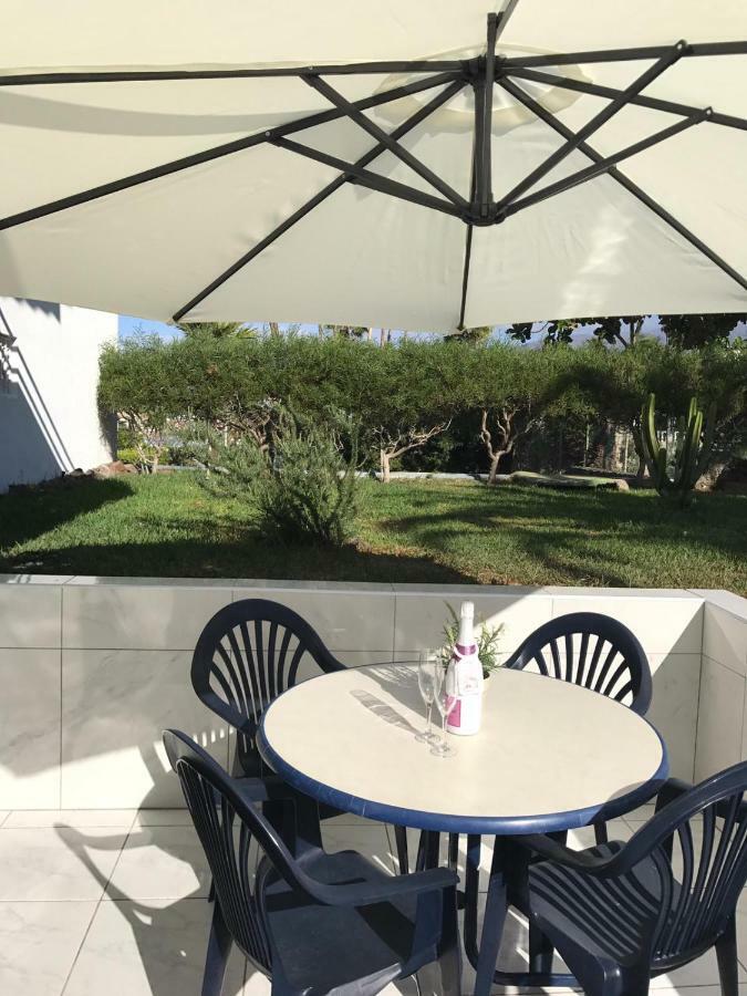Club Atlantisch Apartment Адехе Екстериор снимка
